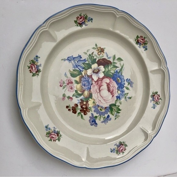 PERUGINO STONEWARE Plater Rose 12" Round Fruit, Salad, Tray/Plater - Picture 3 of 6